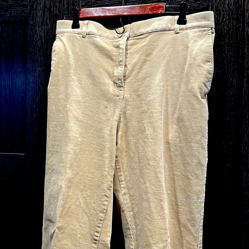Women’s size 14 L.L. Bean Bayside Corduroy Pants